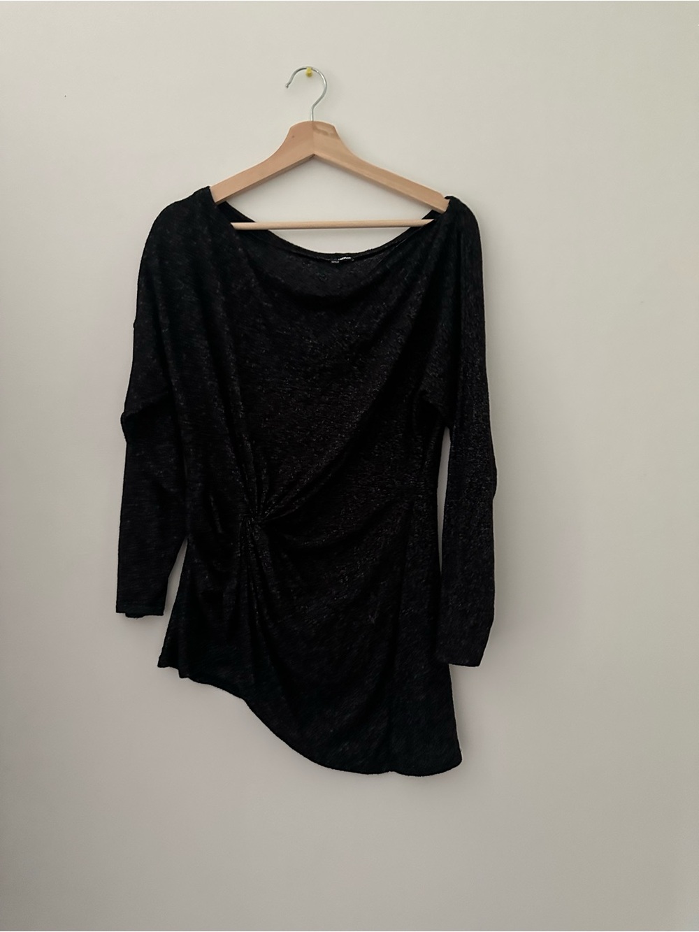 Fashion Nova Black Long-Sleeve Twist Front Top